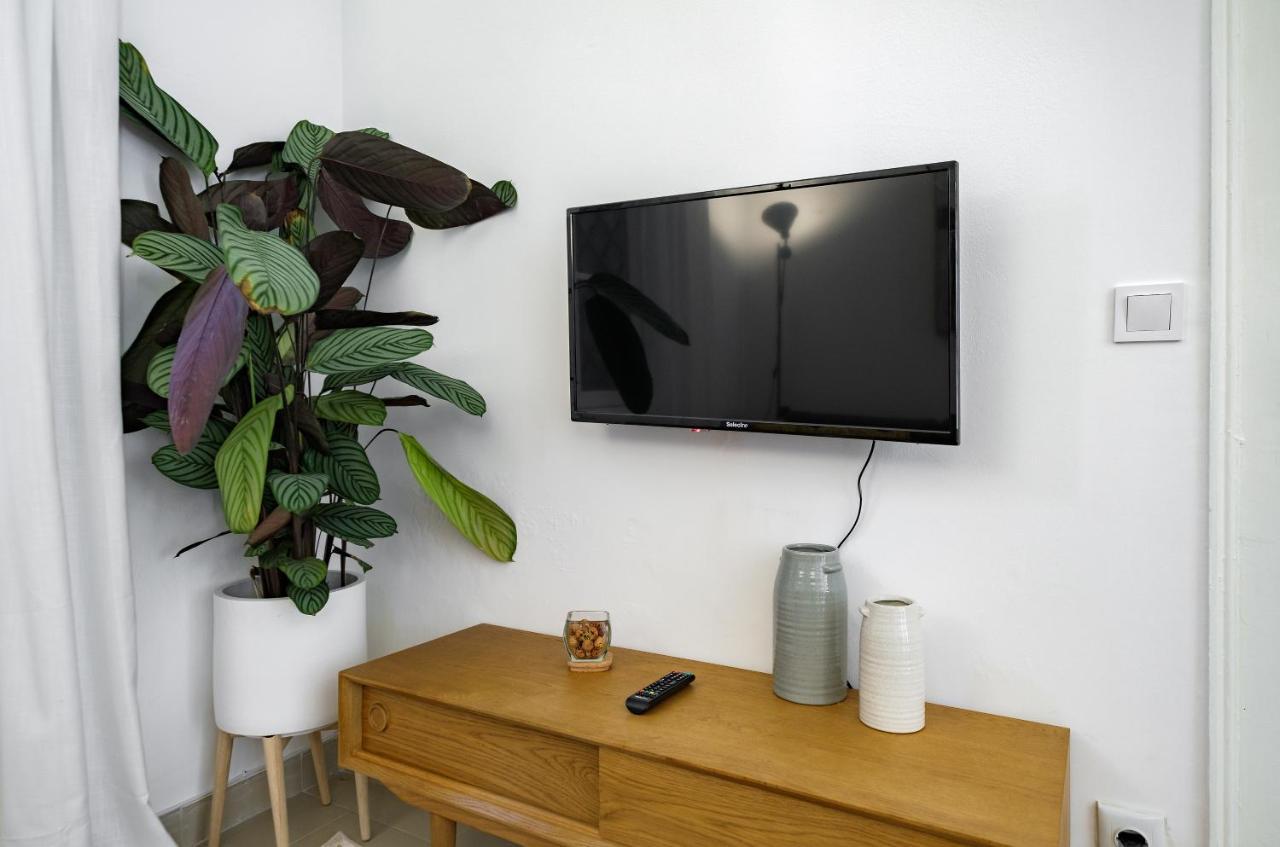 New! Unique 1 Bedroom Apartment- Santa Catarina 42 Lisboa Eksteriør bilde